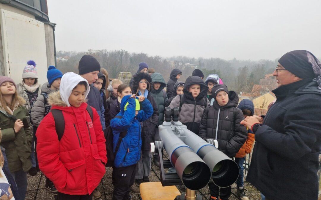 Radoznalci u posjetu Zvjezdarnici Zagreb i Prirodoslovnom muzeju Zagreb